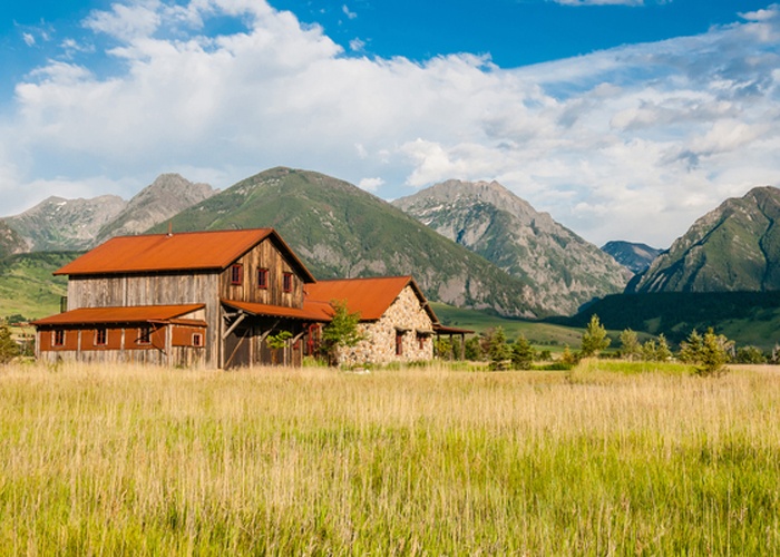 7/8 Structural Corrugated Metal Panel House